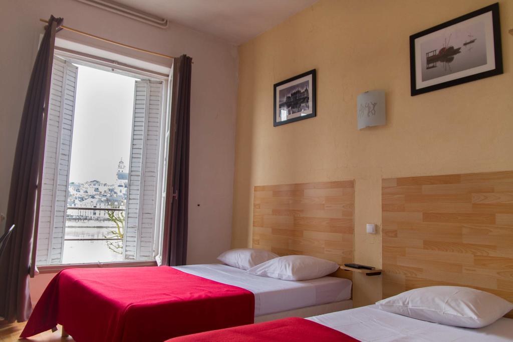 Le Pavillon Hotel Blois Bagian luar foto