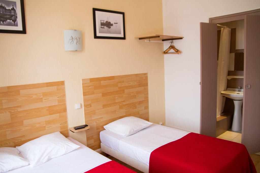 Le Pavillon Hotel Blois Bagian luar foto