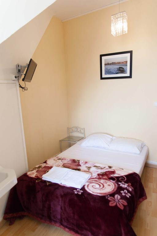 Le Pavillon Hotel Blois Bagian luar foto