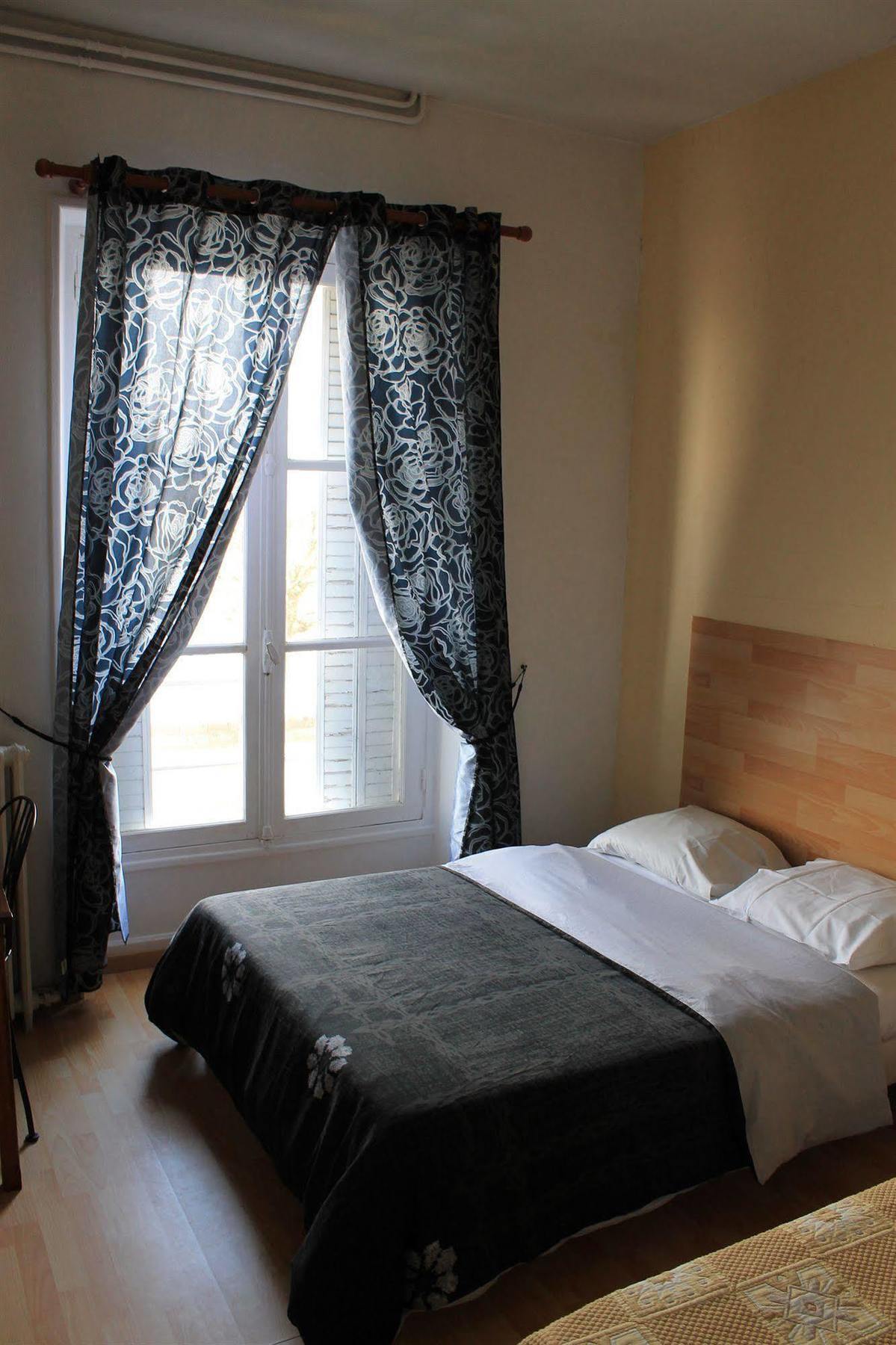Le Pavillon Hotel Blois Bagian luar foto