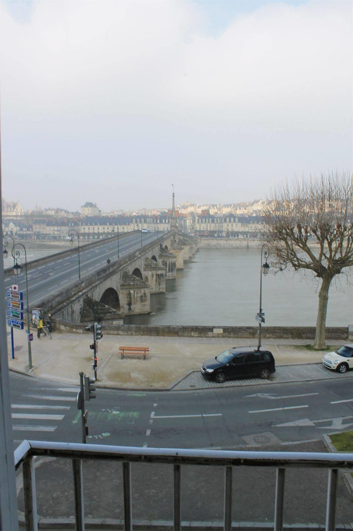 Le Pavillon Hotel Blois Bagian luar foto